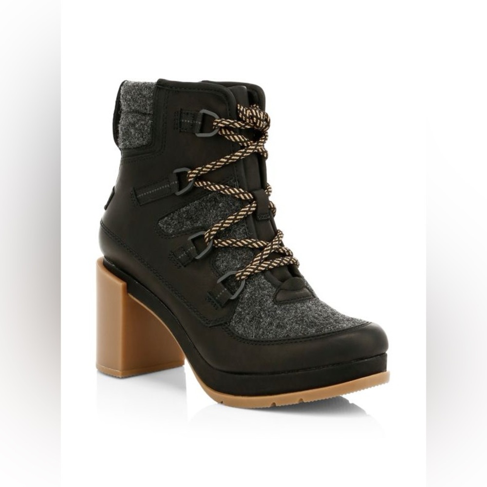 NWT NIB Sorel Blake Lace Up Heel Leather and Felt Bootie Black Size 8